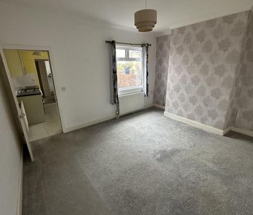 2 bedroom house to rent - Photo 3