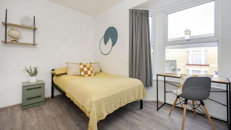 1 bedroom in a house share to rent - Photo 5