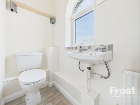 Tracy Avenue, Slough, Berkshire,SL3 - Photo 5