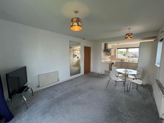 2 bedroom apartment to rent - Photo 1