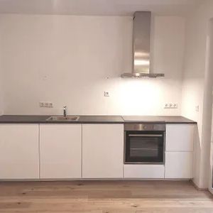 Provisionsfrei mit Loggia in bester Lage - Photo 2