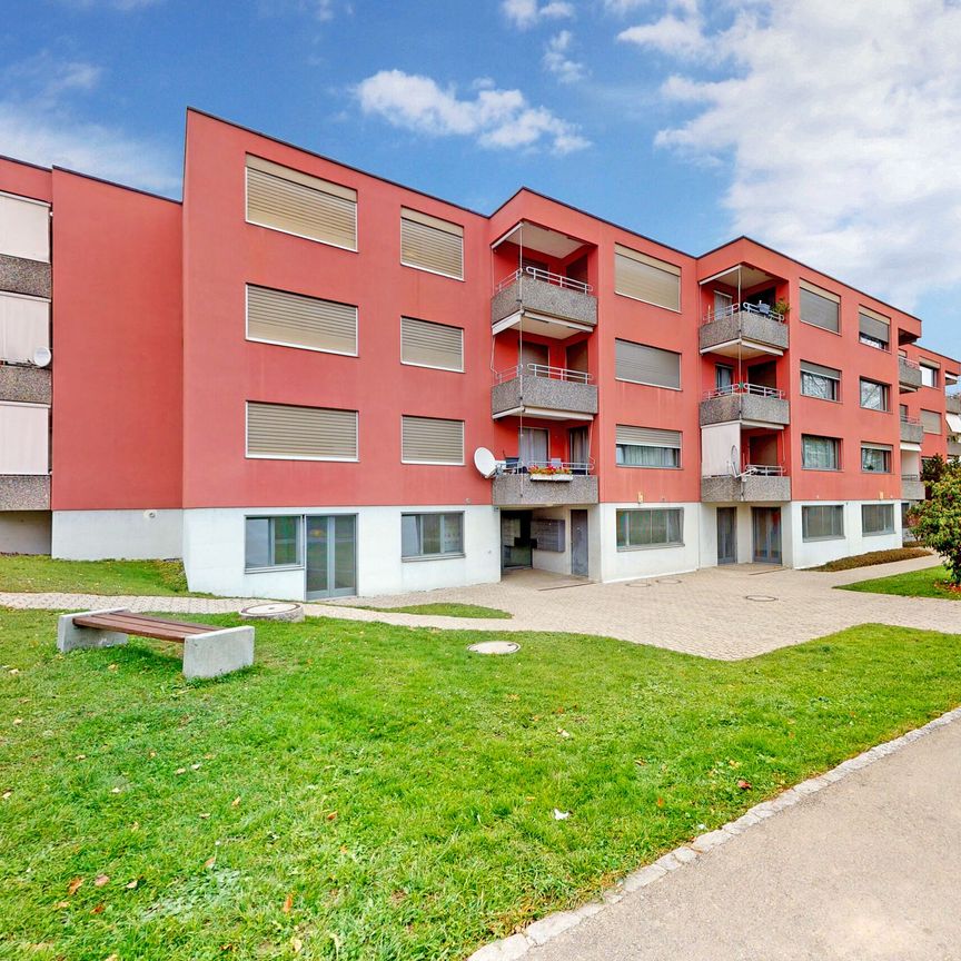 Living in the heart of Uznach - Photo 1