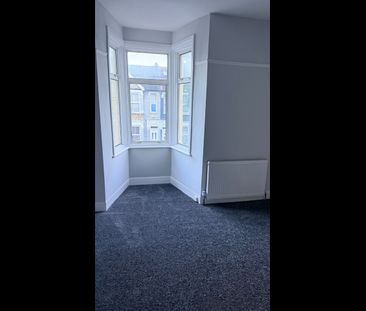 4 Bed Semi-Detached House, Belgrave Road, E10 - Photo 5
