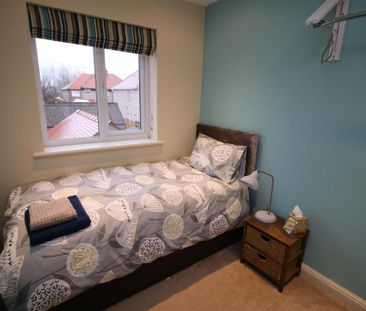 4 bedroom private hall to rent - Photo 6