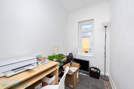 4 bedroom terraced house to rent - Photo 5