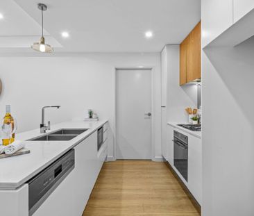 Luxury 3 bedroom 153sqm apartment in Beecroft Primary catchment - Photo 5