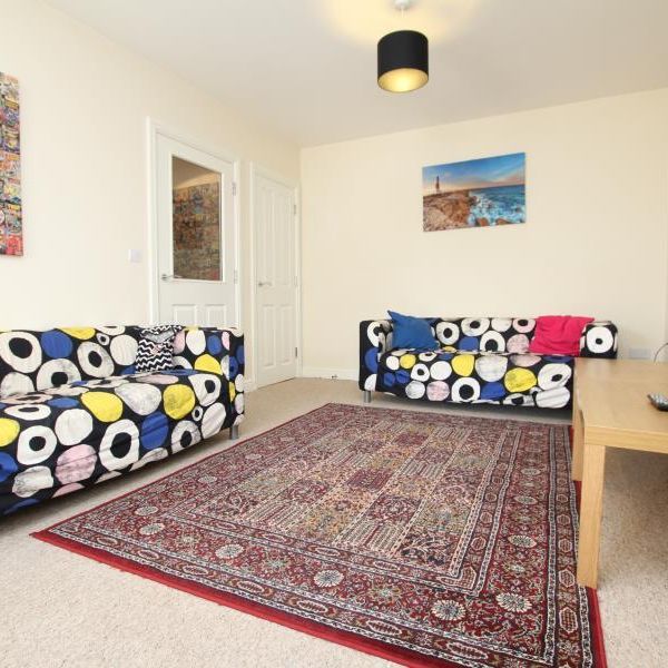 6 bedroom terraced house to rent - Photo 1