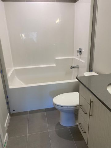 LOVELY CONDO IN THE HEART OF WEST KELOWNA - Photo 5