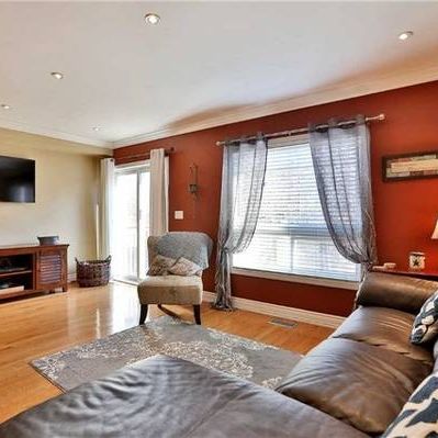 620 FERGUSON DR. #33 - TOWNHOUSE, 3BED/3BATH, YARD, PARKING - Photo 1