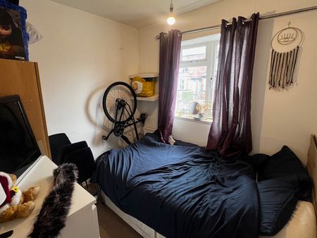 Headingley Lodge - Photo 3