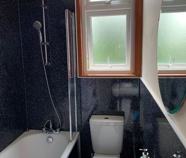 Room in a Shared House, Brondesbury Villas, NW6 - Photo 3