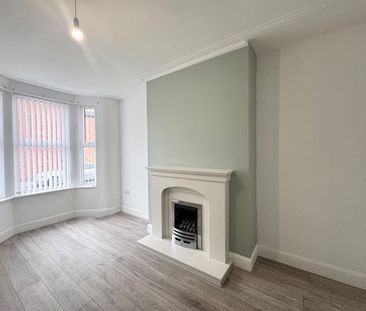 2 Bed Terraced House, Crofton Road, CH42 - Photo 2