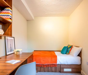 3 MOOR VIEW Leeds - LS6 1AQ - Photo 6