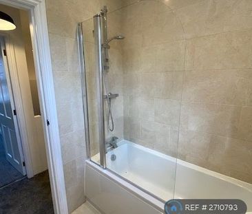 2 bedroom terraced house to rent - Photo 6