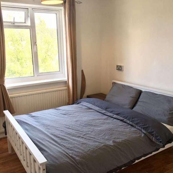 Student Flat // Bed // Aug, LN5 - Photo 1