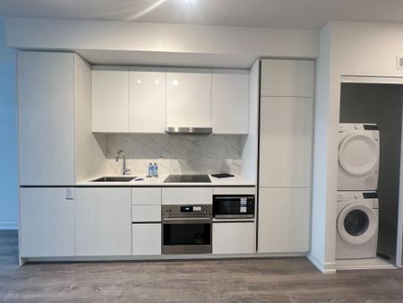 For Lease - 8 Interchange Way Unit# 2210, Vaughan, Ontario - Photo 4