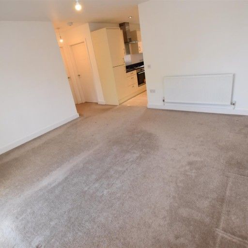 Cavalier Crescent, Worcester - Photo 1