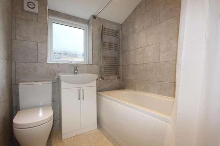 Fotheringham Road, Enfield, EN1 - Photo 3