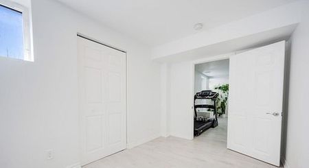 For Lease - 12 Action Drive, Brampton, Ontario - Photo 5