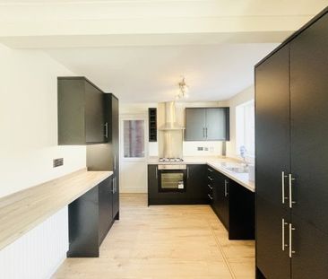 3 bedroom house to rent - Photo 3