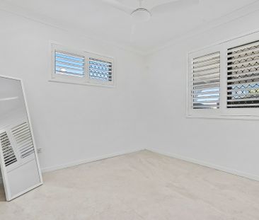Lowset & Beautifully Renovated! - Photo 6