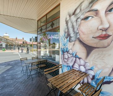 Enjoy the lifestyle living in vibrant Maylands - Photo 3
