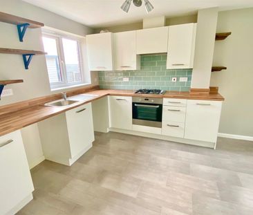 3 BED Detached house To rent - Photo 5