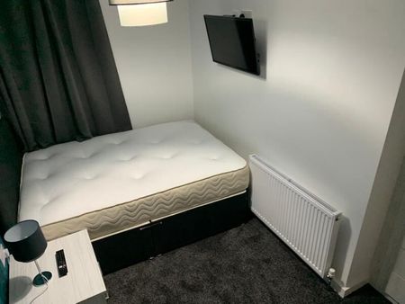 St. Michaels Road, Headingley - Photo 2