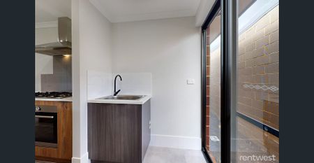 Modern Living at Its Best – 4x2 in Prime Location - Photo 4