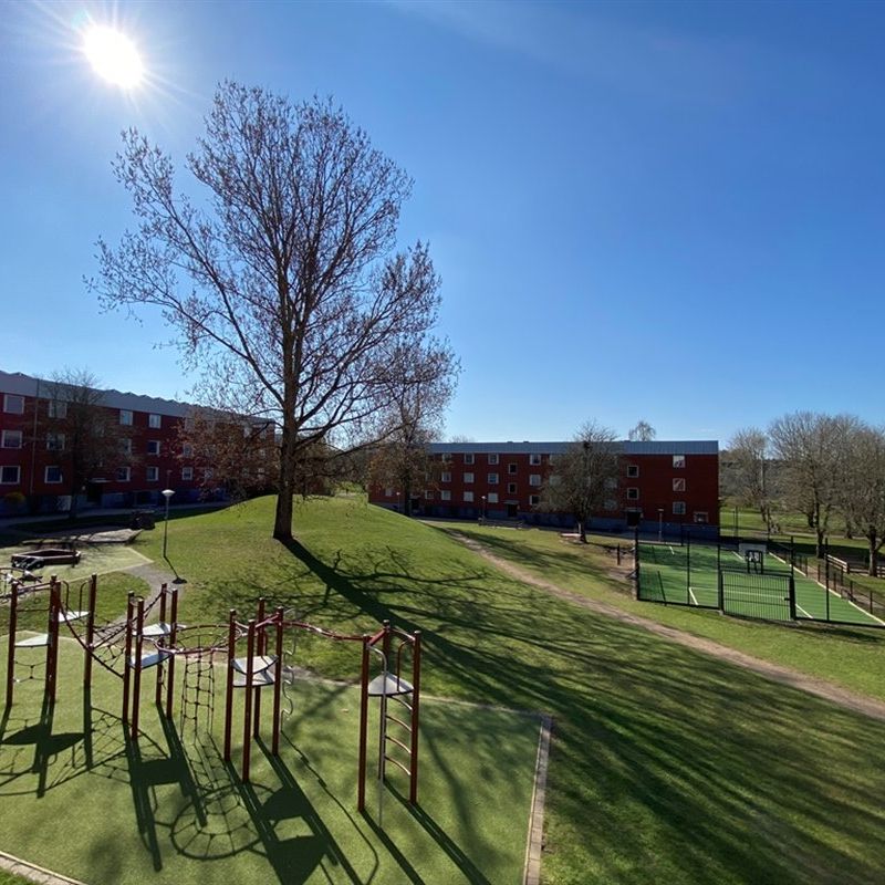 Hjelmarsrörsgatan 34 - Photo 1