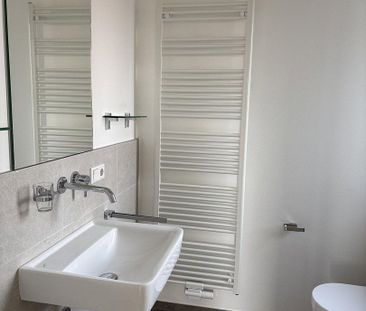 Pronájem bytu 4+1 • 123 m² bez realitky, Severní Porýní-Vestfálsko - Photo 4