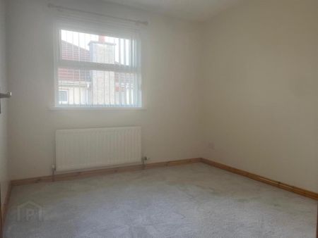 22 Laurelbrook, Magherafelt, BT45 6NT - Photo 2