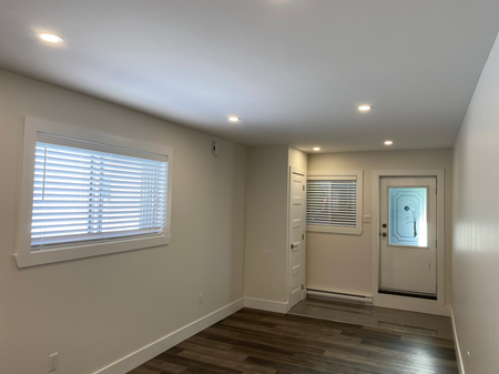 Lasalle 4 1/2 sous-sol rénové avec électroménagers - Photo 2