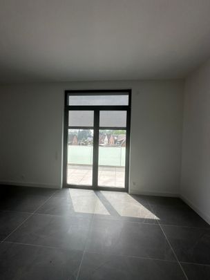 Moderne und seniorenfreundliche 2-Zimmer-Wohnung mit großem Balkon zu vermieten! - Photo 1