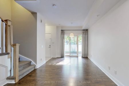 315 Village Green Square #50 - Photo 3