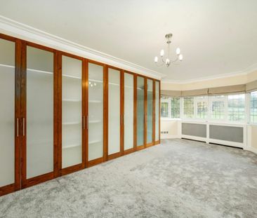 West Heath Road, NW3, London - Photo 6