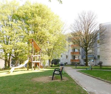 Gemütliche 2-Zi.-Whg. mit sonniger Loggia- auf Wunsch zum 01.02.202... - Foto 1