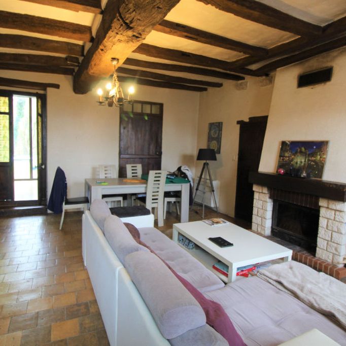 Location maison 3 pièces, 105.85m², Cigogné - Photo 1