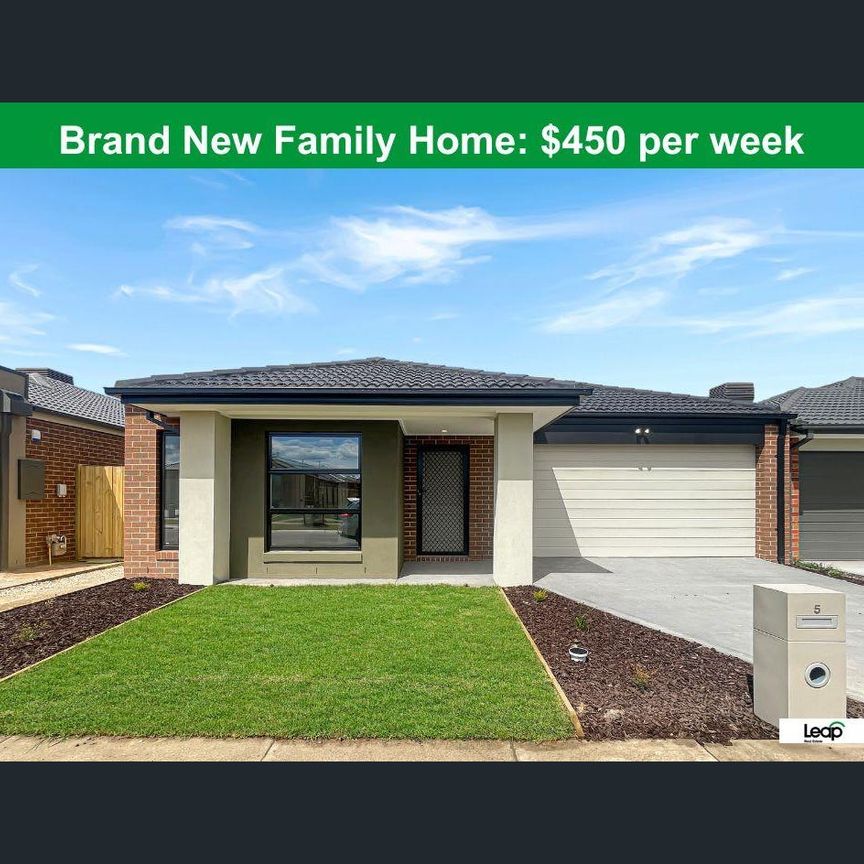 🏡 Brand New 4-Bedroom House in Wallan - Photo 1