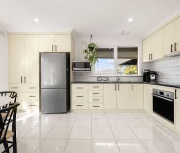 496 Parnall Street, Lavington - Photo 6