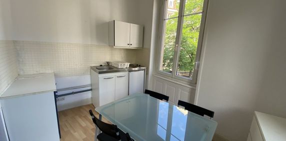 Appartement 1 pièce à - Photo 2