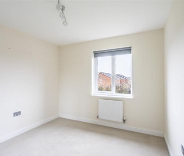3 bedroom terraced house to rent - Photo 6