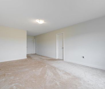 For Lease - 40 Donald Fleming Way, Whitby, Ontario - Photo 5