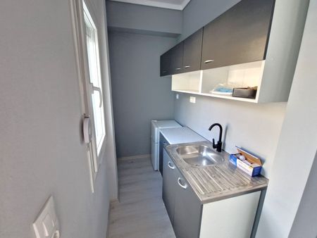 Διαμέρισμα για ενοικίαση Αγία Τριάδα (Φάληρο - Ιπποκράτειο) - Φωτογραφία 2