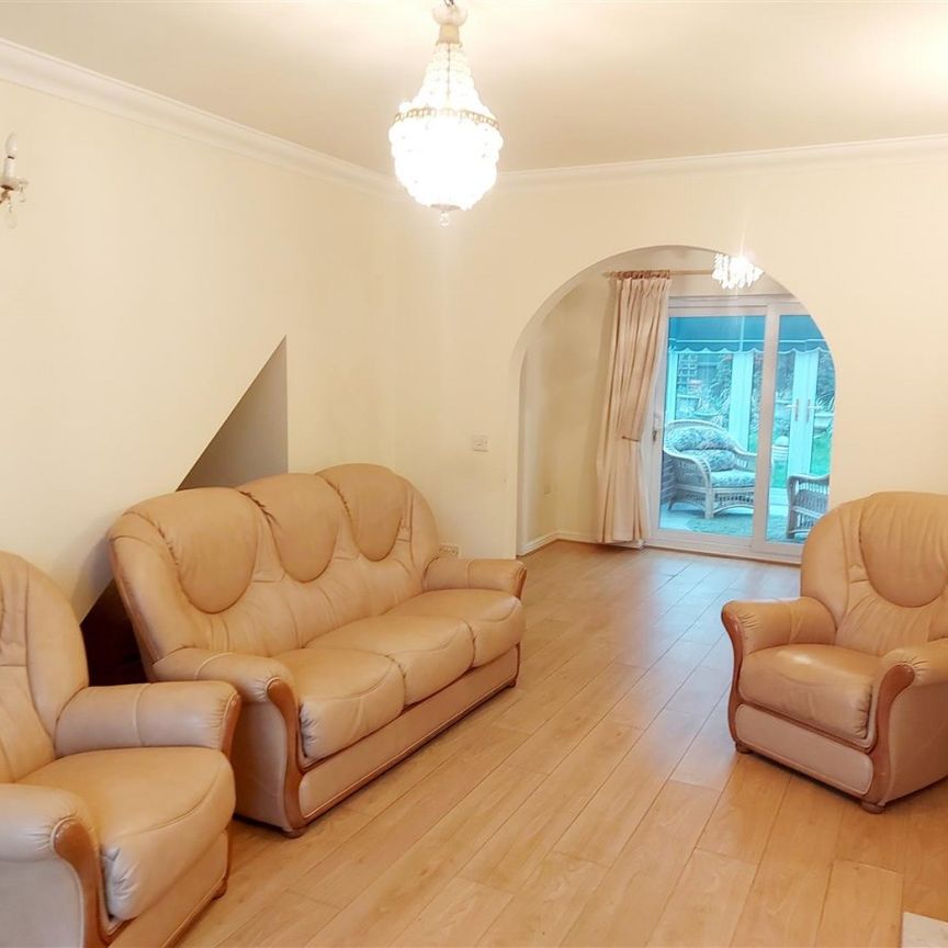 3 bedroom Detached house to rent - Photo 1