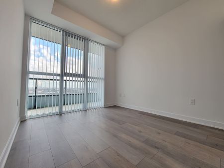 For Lease - 60 Honeycrisp Crescent Unit# 1512, Vaughan, Ontario - Photo 4