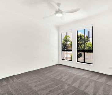 LET’S TALK – Convenient, modern living in Dakabin. - Photo 3