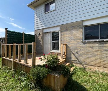 For Lease - 56 Bernick Drive Unit# Lower, Barrie, Ontario - Photo 4