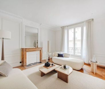 Luxueux Appartement Haussmannien 2 chambres - refait à neuf - 105 m2 - Photo 1