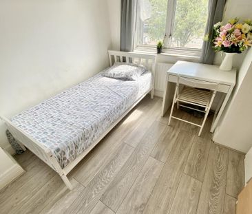 4 bedroom house share to rent - Photo 3